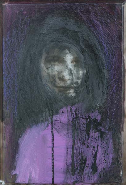 Hiljaisuus välillämme  <br>sekatekniikka lasille, -05