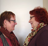 kuva Vappu Luhtaj&auml;rvest&auml; ja Ulla Hietasesta